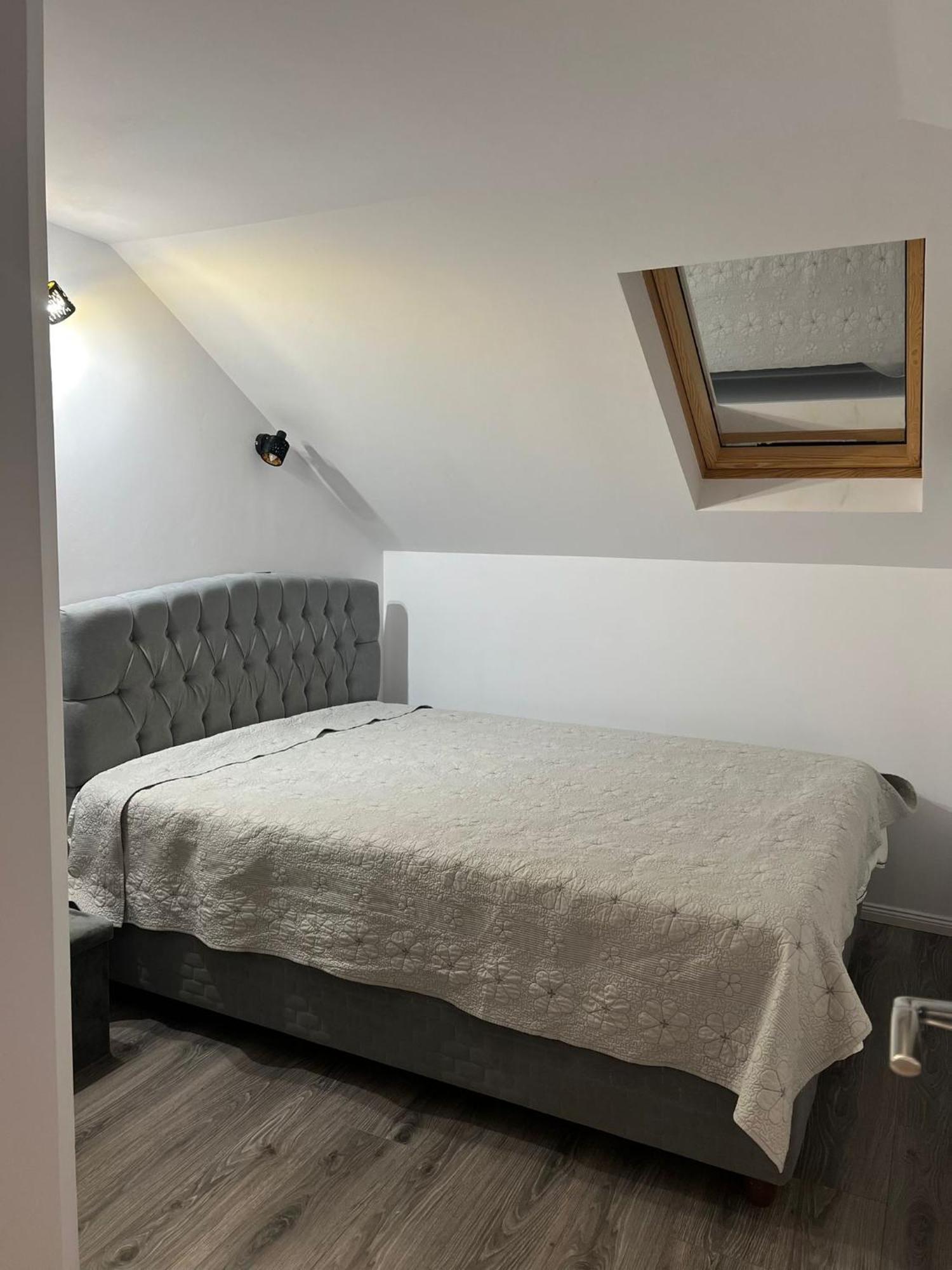 Apartament Mansarda Venus Râmnicu Vâlcea 외부 사진
